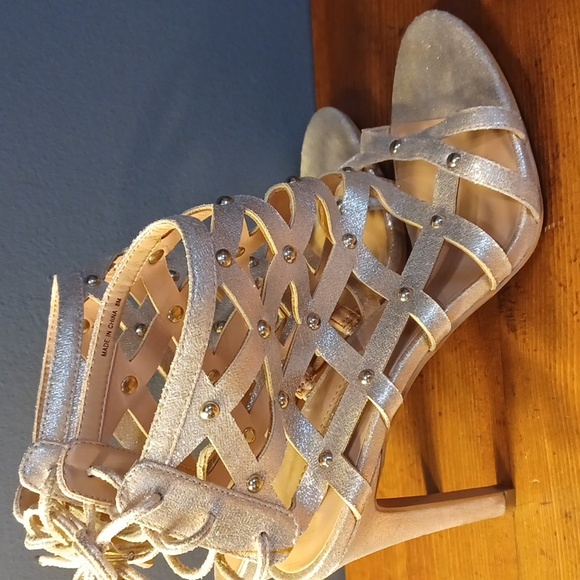 Audrey Brooke heels - Picture 4 of 16